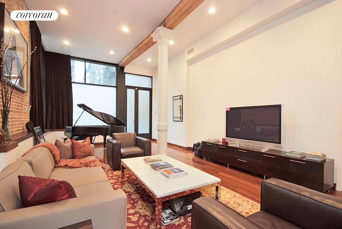 An exquisitely furnished loft available short or long terms.