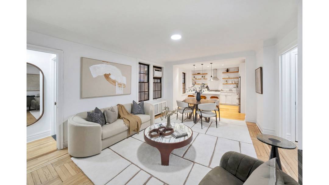 Rare on the market Exquisite, large, and luxurious, 139 W 82nd Street, 1F will, simply put, transport you.