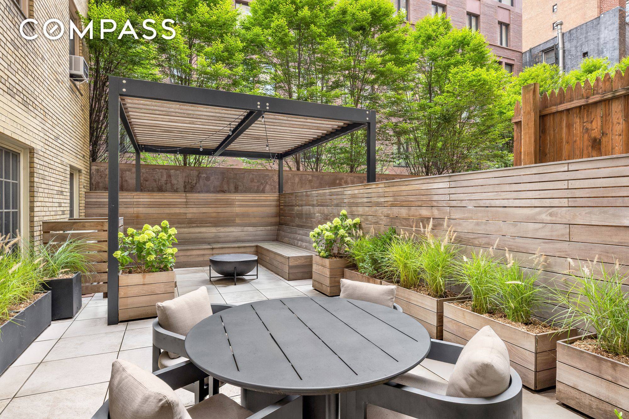 Don't miss this rare opportunity to own this meticulously renovated one bedroom, one bathroom home in one of the West Village s most sought after buildings.