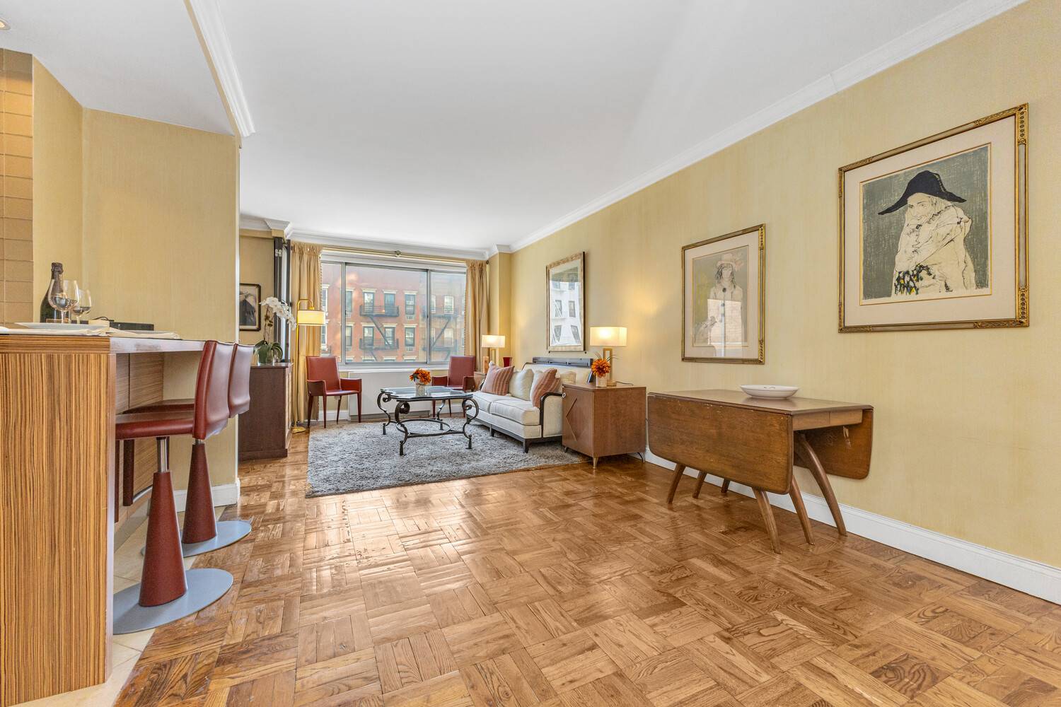 Excellent opportunity to own this lovely true convertible 2 bedroom 1 1 2 baths.