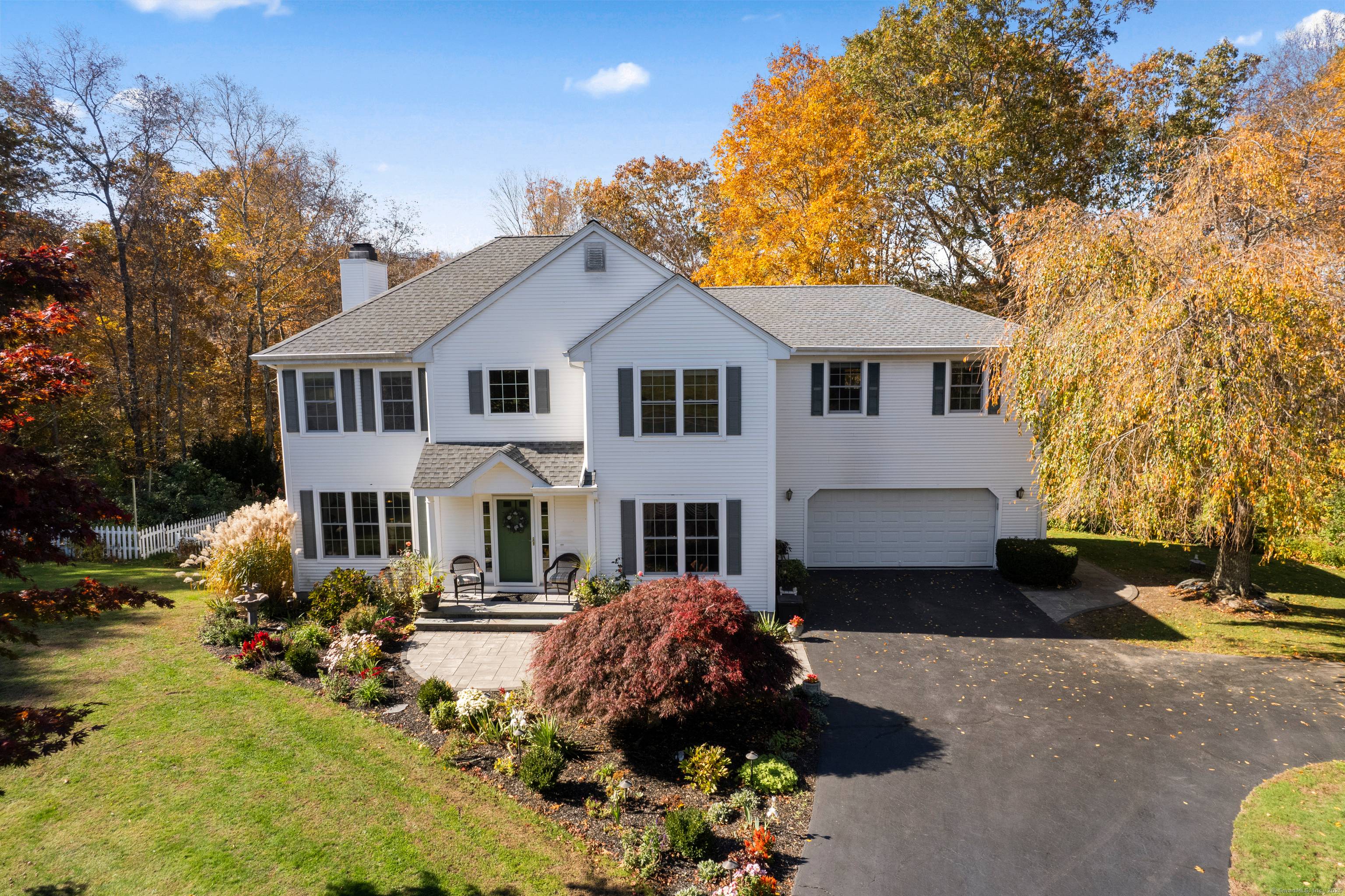 Welcome to 89 Beckwith Drive, a beautifully maintained and recently updated turnkey 4 bedroom, 2.