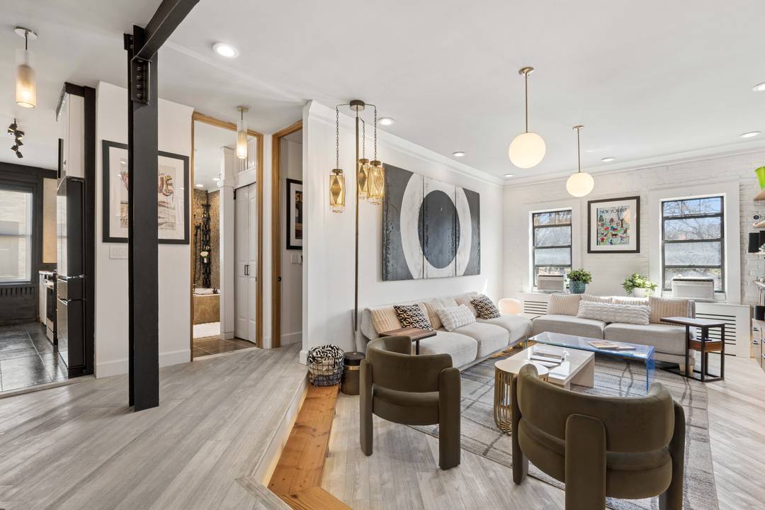 Un Loft Industriel avec Art Deco Industrial Loft meets Art Deco.