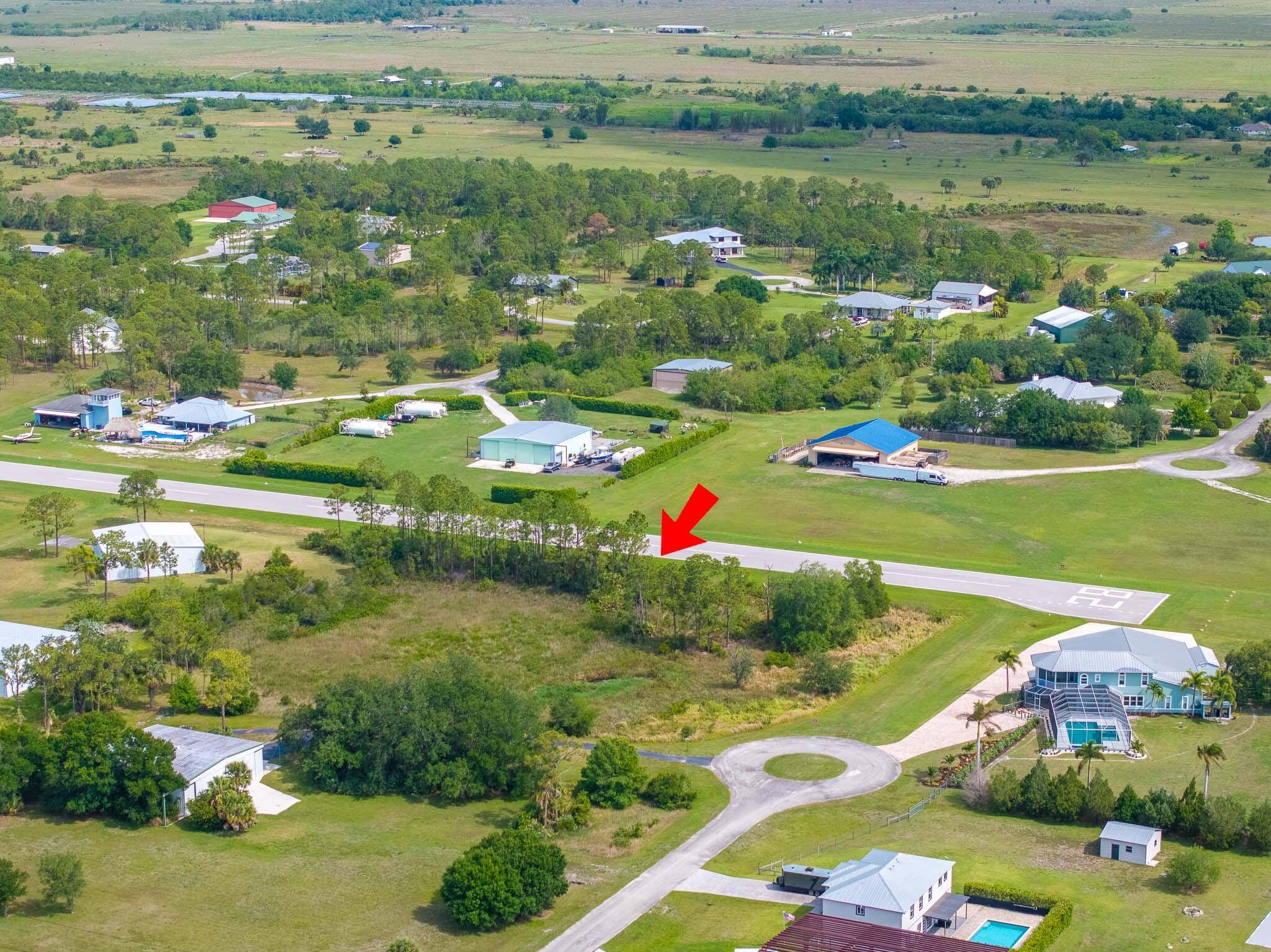 Build your custom dream home or just your own private hanger on this 2.