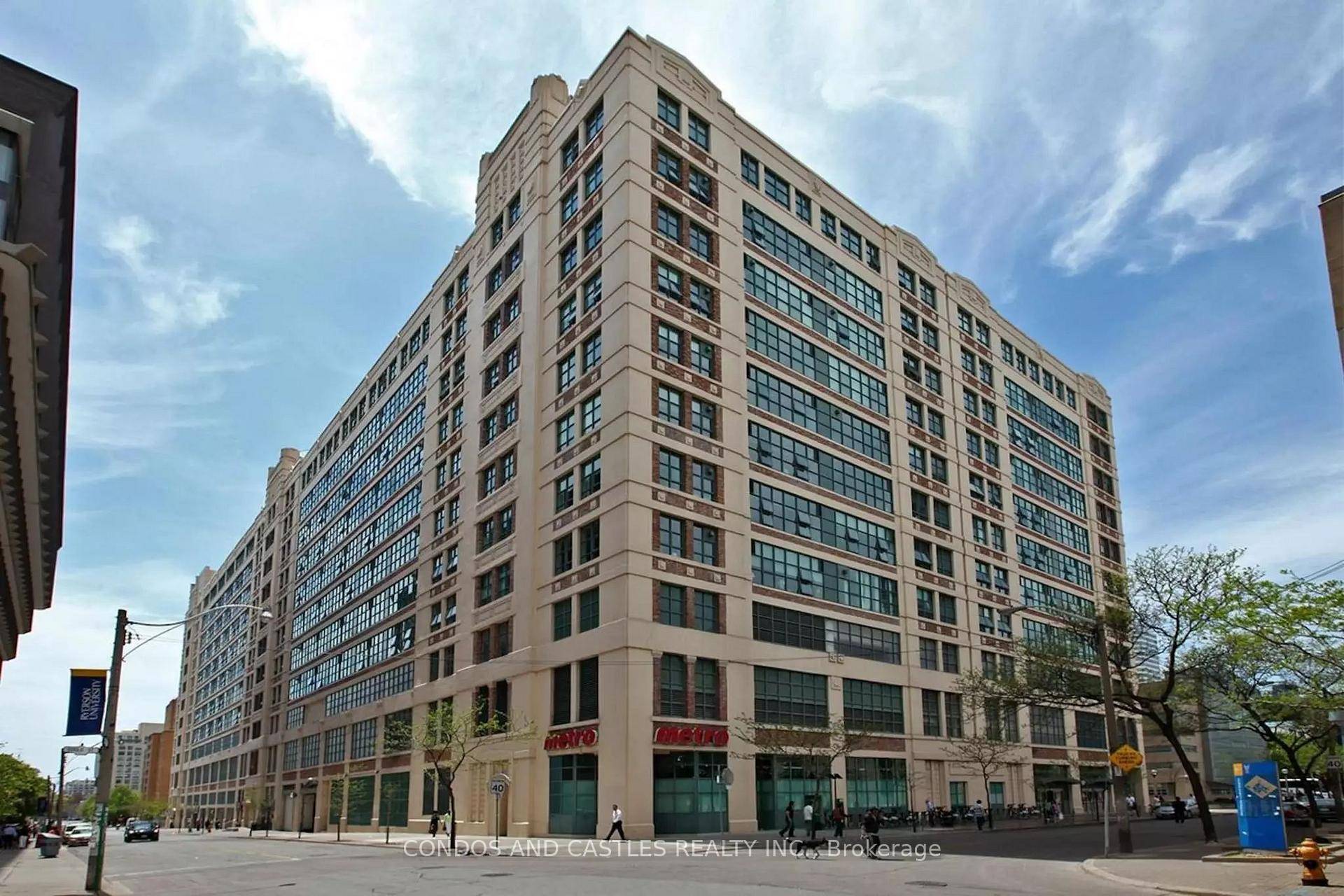 Merchandise Lofts a spacious one bedroom authentic vintage loft in a heritage building with rich history.