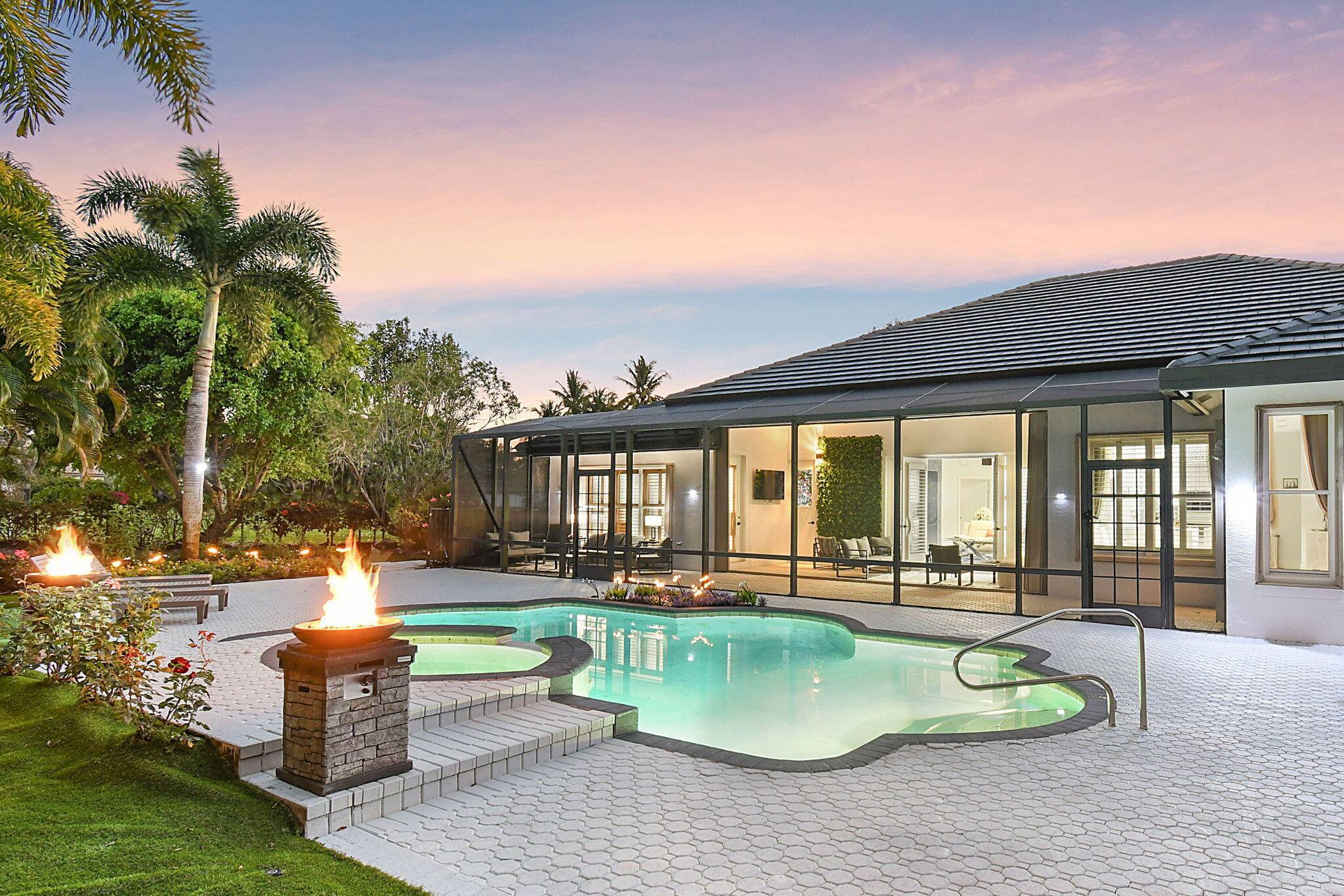 Enviably set on the Wanderers Golf Course, this astonishing 6 bed, 4 bath residence within the gated Lakefield West community is a must see !