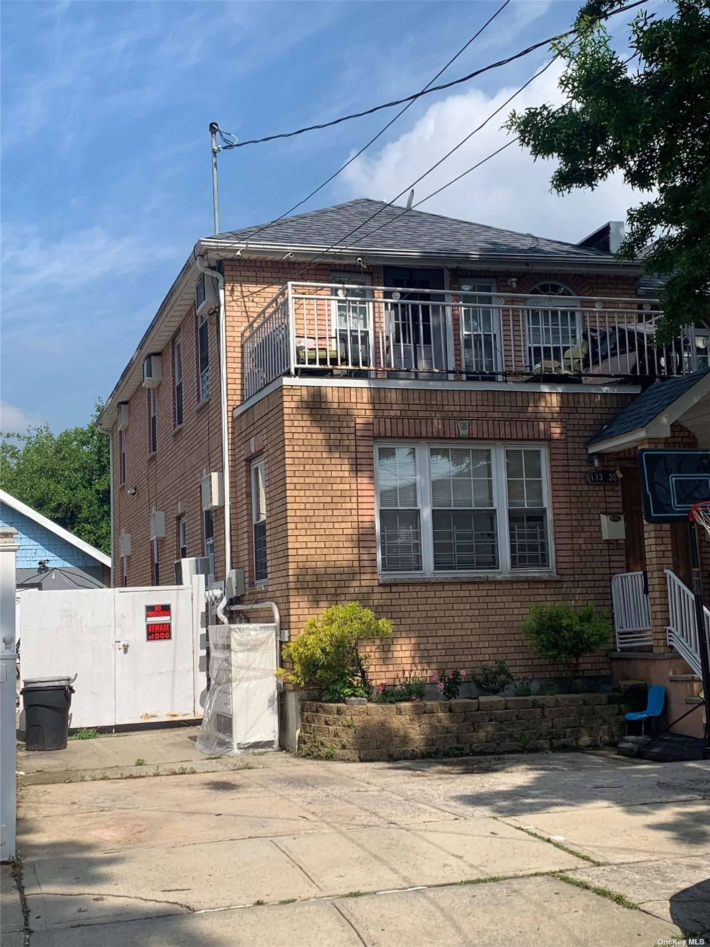 Excellent Investment Opportunity In Prime Wakefield Location.