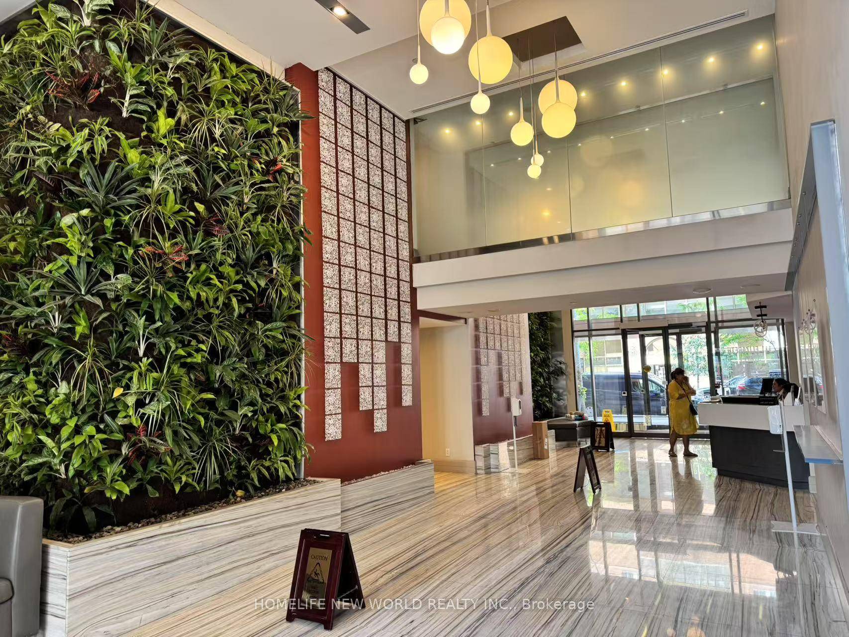 located in the heart of Toronto, this beautiful upgraded unit is just minutes from the subway, top restuarants, and major hospitials.