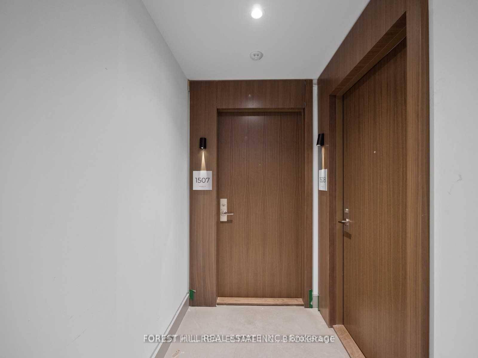 This spectacular corner unit not only offers breathtaking, unobstructed views of Lake Ontario, but also features a clear sightline to Toronto's iconic CN Tower, bringing the city skyline right into ...