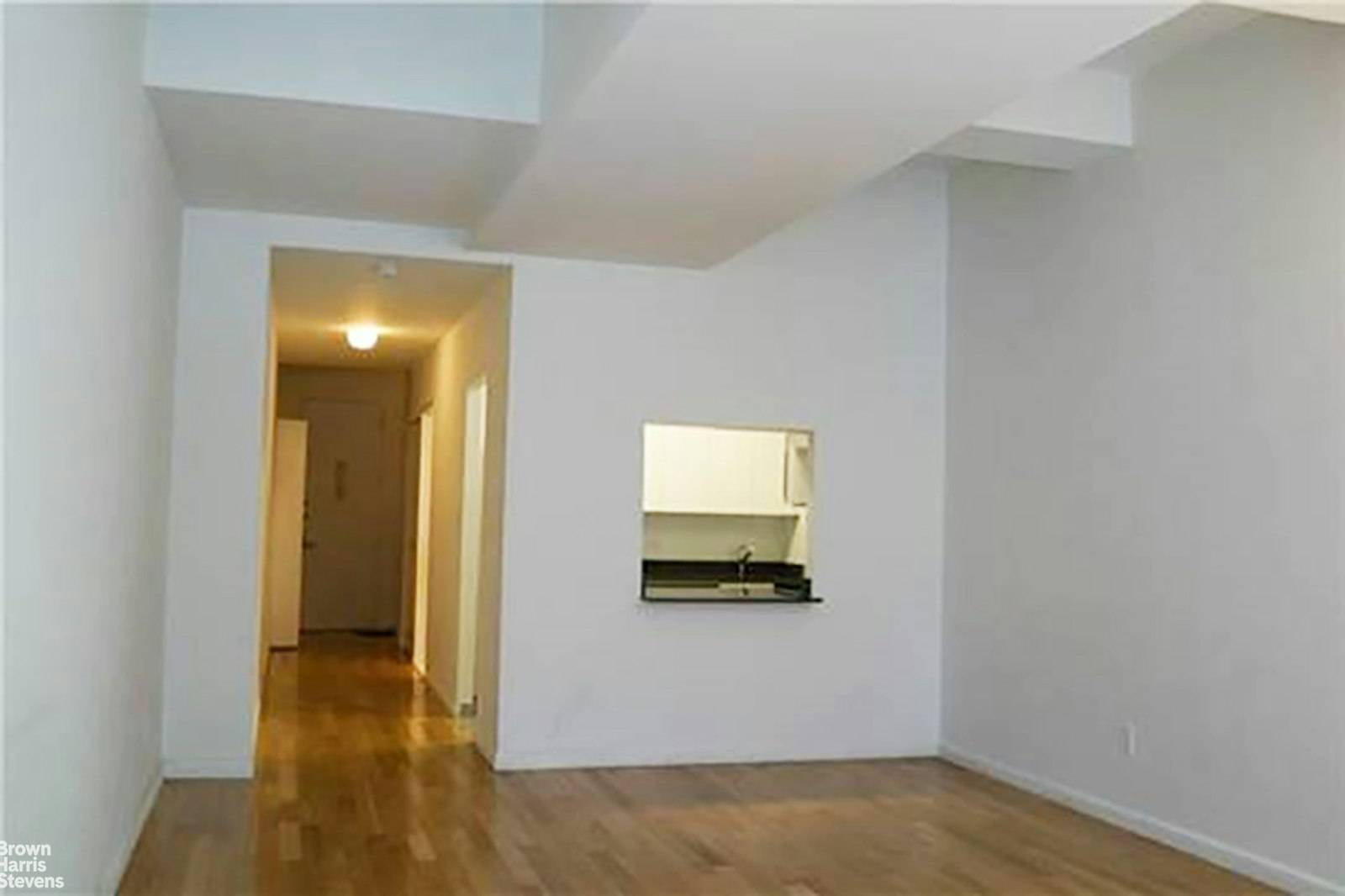Available Immediately ! At approximately 700 square feet, this is the LARGEST AVAILABLE STUDIO APARTMENT RENTAL in the building, This high floor unit gets great unobstructed light, has high ceilings, ...