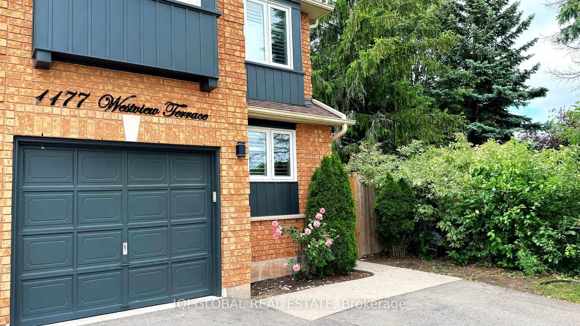 Welcome to 1177 Westview Terrace, a beautifully maintained 3 bedroom, 3 bathroom end unit townhouse in the heart of Oakville's sought after West Oak Trails community.