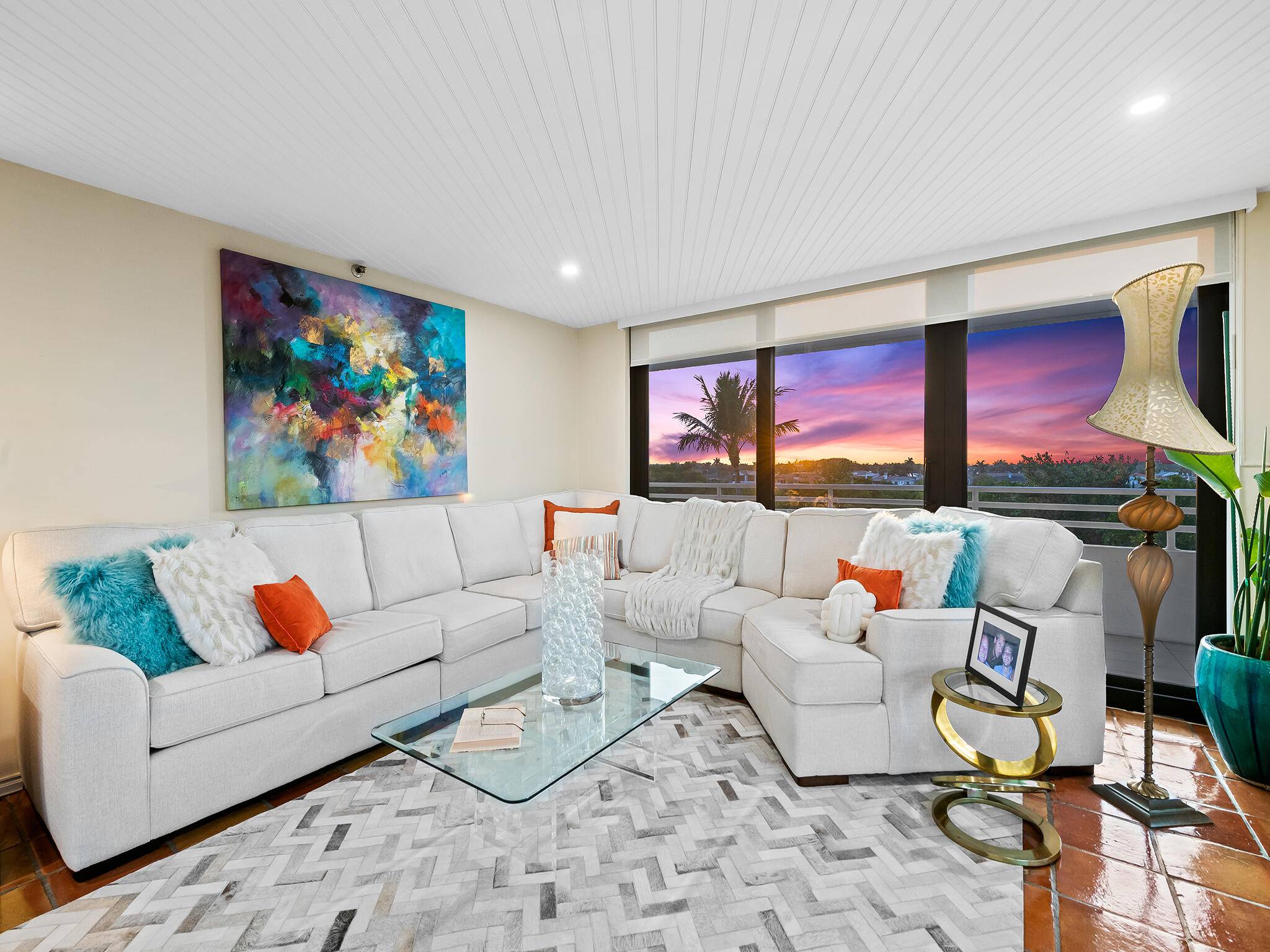 Fabulous wide floor plan with 3 full bedrooms and a tremendous wrap around balcony features ocean view off the living room, and another private balcony over the tree tops features ...