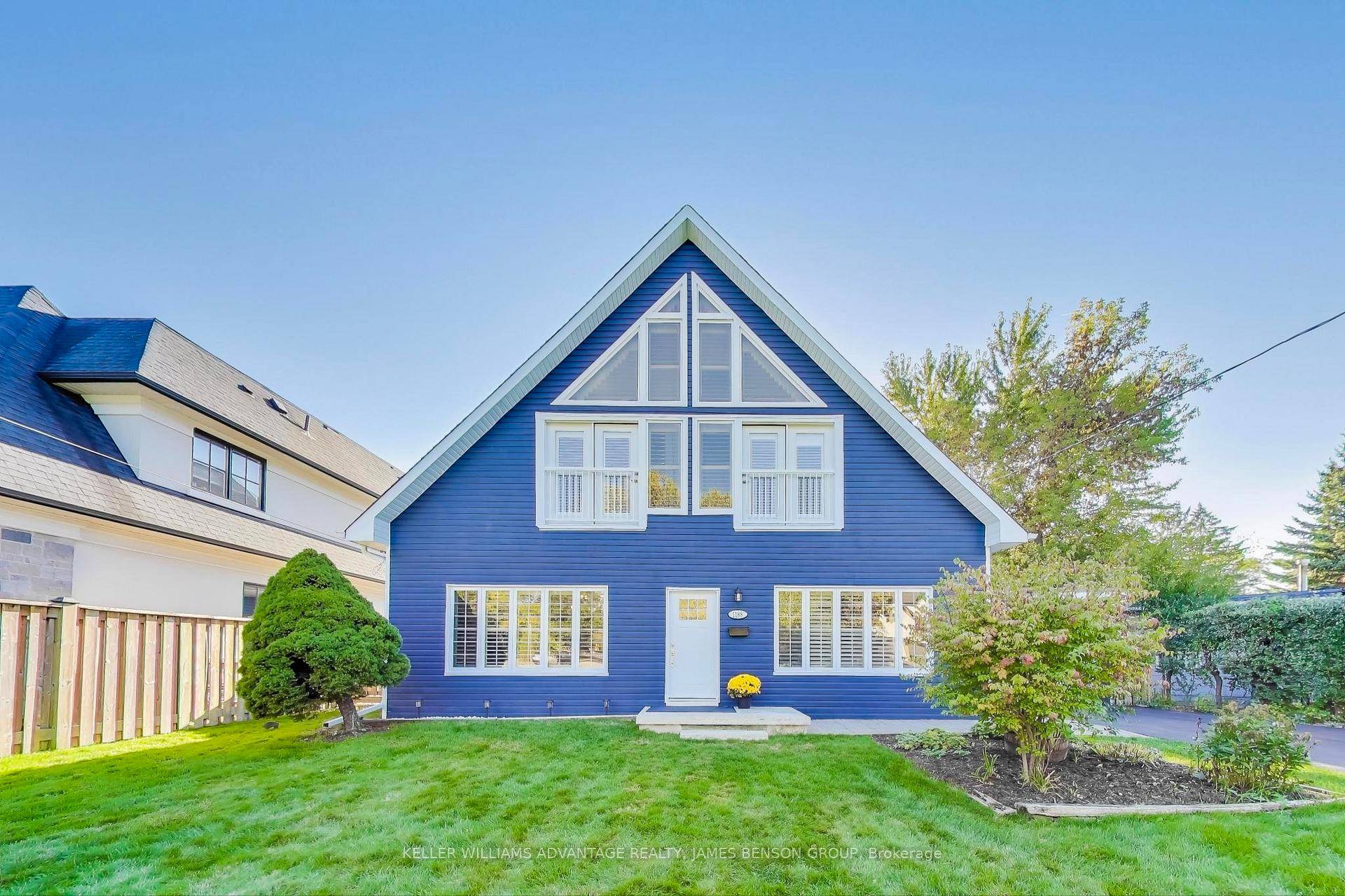 Coveted detached home on a rare 65 x 120 lot in Mineola East with gate access to Spruce Park.