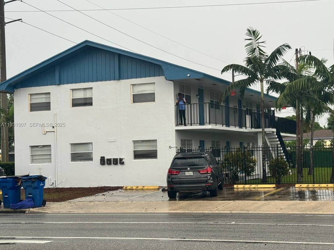 Investor Special Fully Rented Fourplex East of I 95 !