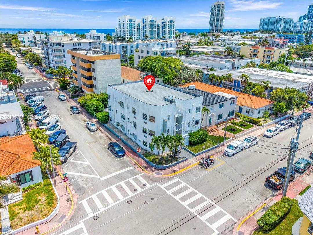 420 78th St is a 23 unit multifamily property located in the heart of North Beach, just steps from the ocean.