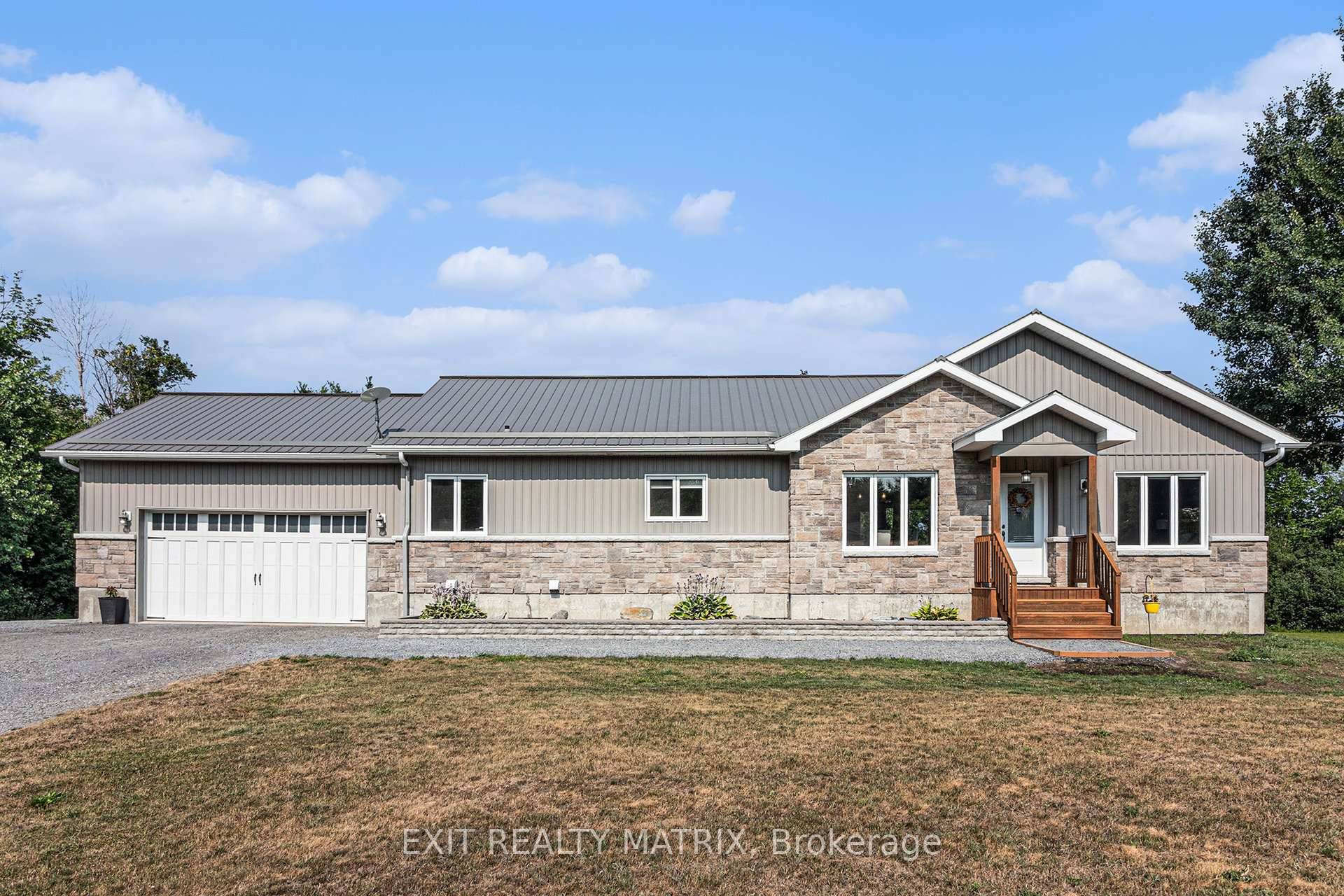 Welcome to 1991 Thibault Court, a charming 3 bedroom, 2 bath bungalow nestled on a generous lot in the peaceful town of Chesterville, Ontario.