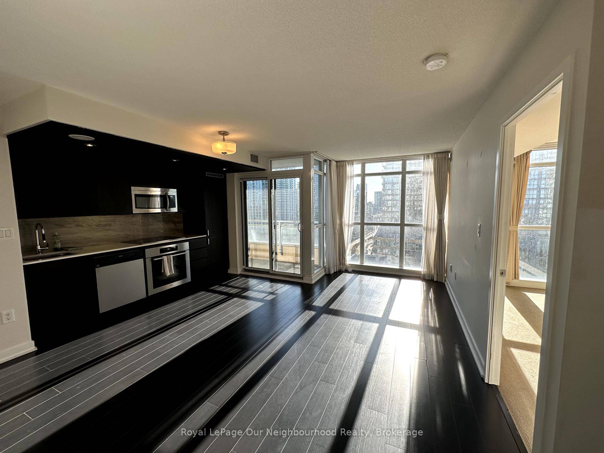 Feels much bigger than the square footage, great floor plan with no wasted space.