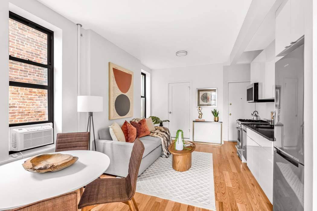 Seller offering to pay buyer closing costs !