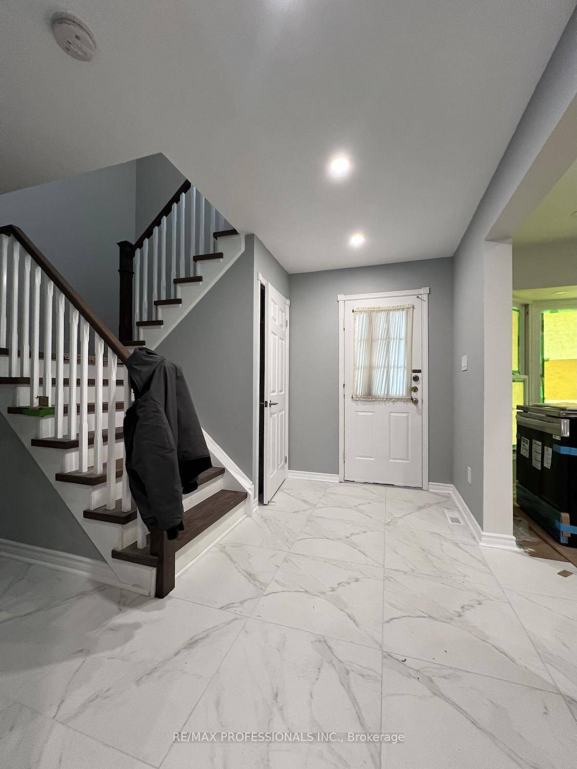 Great location in Rathwood.