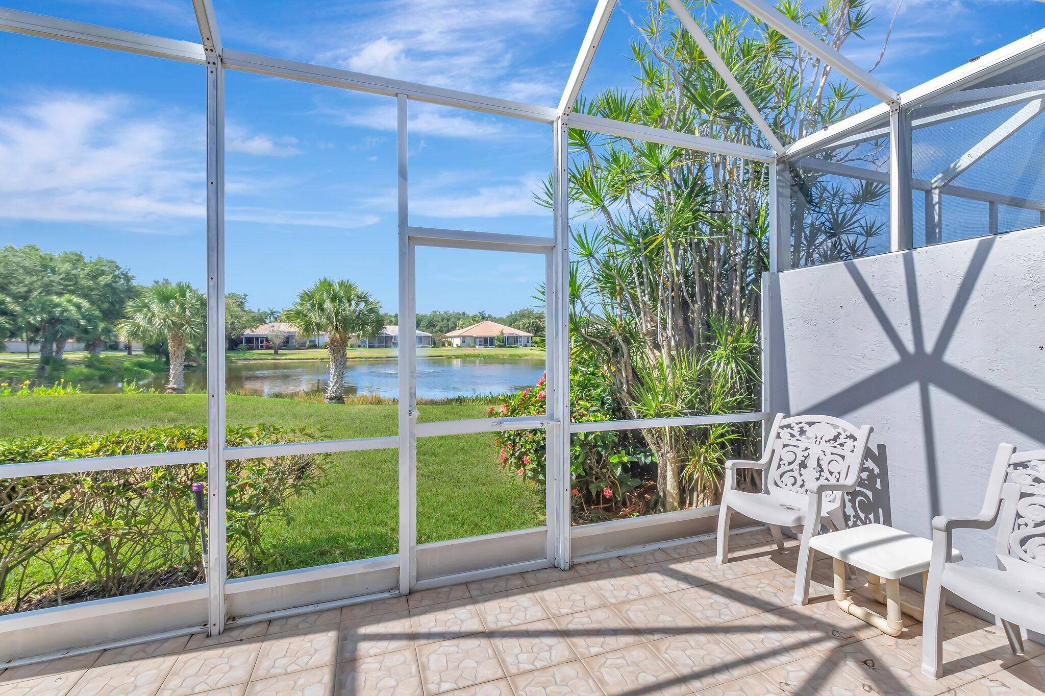 Live the South Florida Lifestyle in Style !