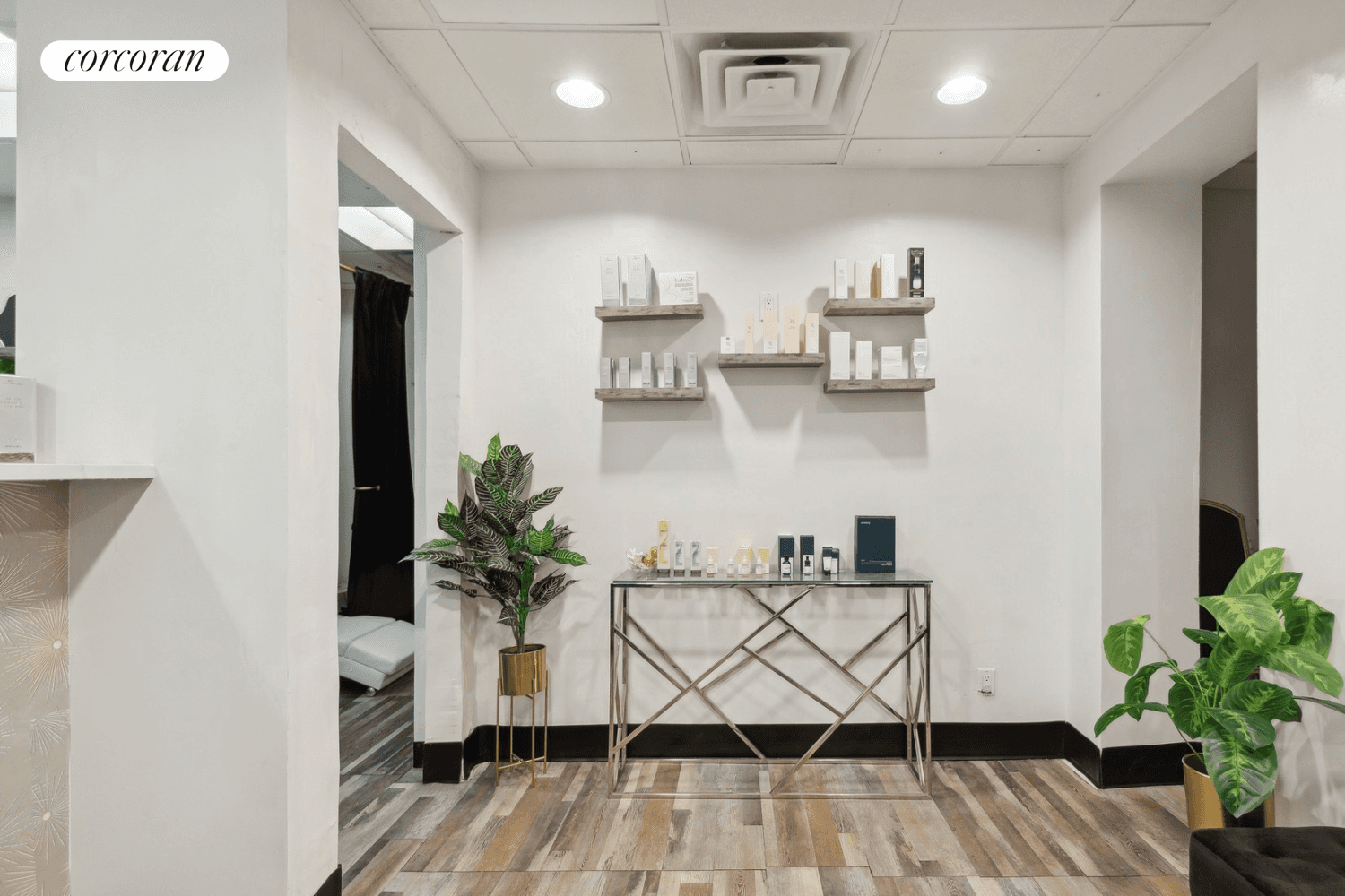 The Corcoran Group is excited to share that it has expanded its offerings to include the rental of office space at 120 Montague Street in Brooklyn Heights.