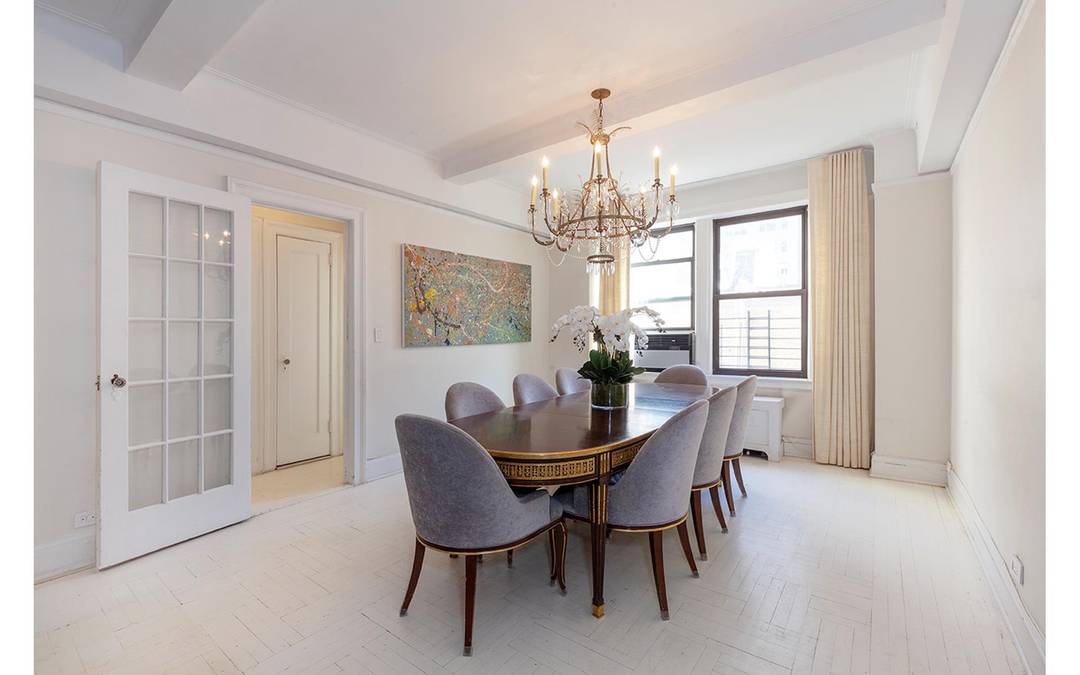 Nestled in the vibrant heart of the Upper East Side, 179 East 79th Street, Unit 4CD, boasts a blend of timeless charm and modern convenience.