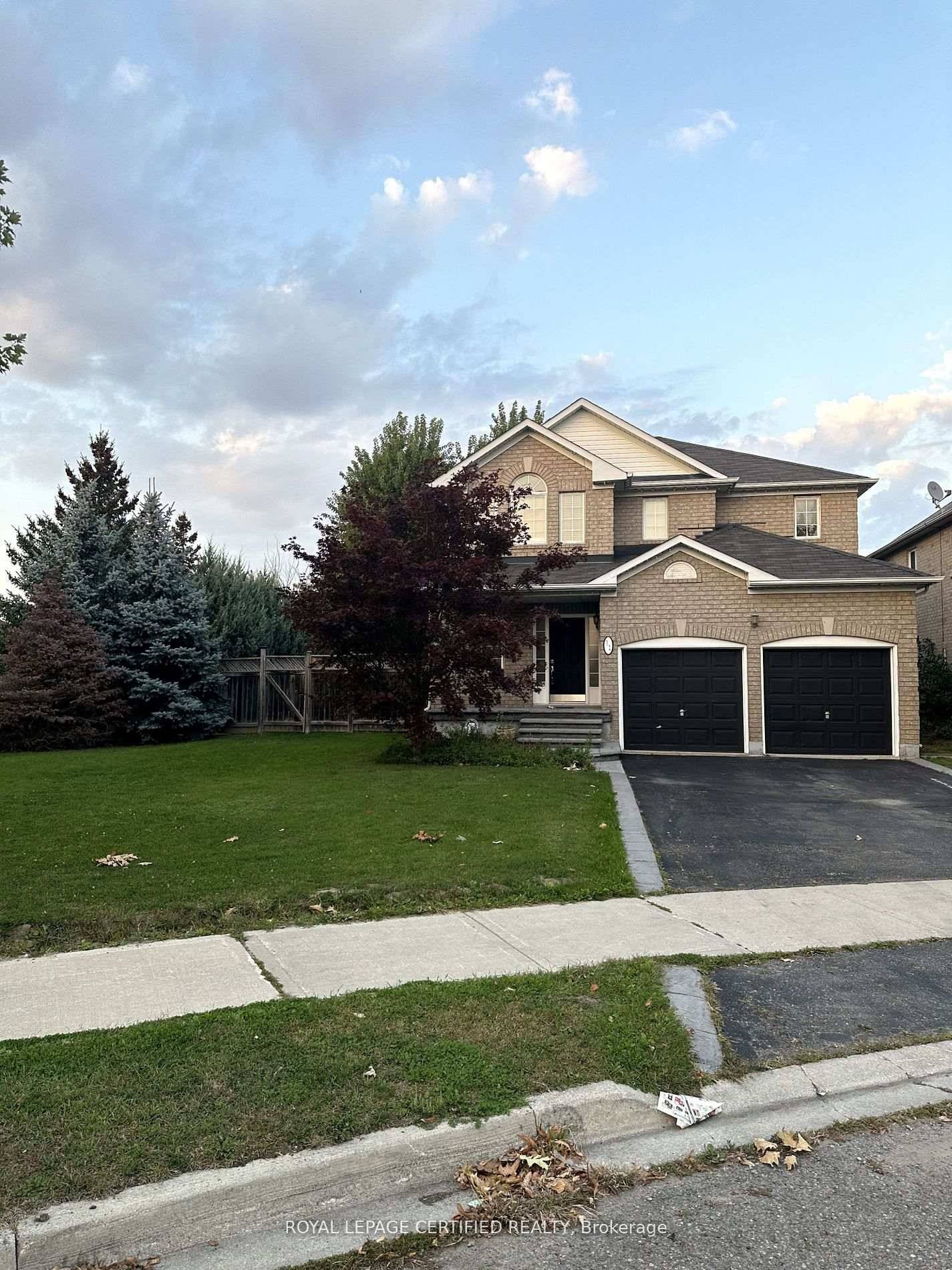 Spacious and beautifully maintained 4 bedroom home available for lease in a desirable family friendly neighbourhood !