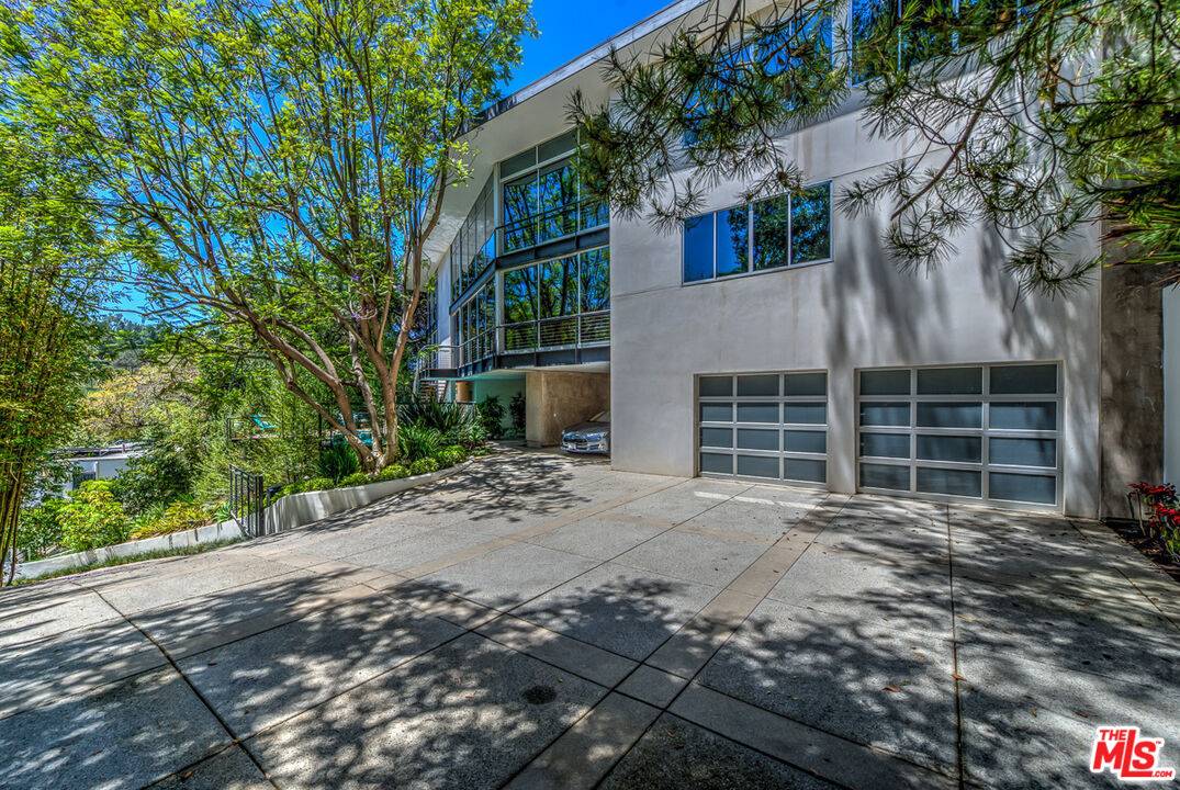 2207   Bowmont Dr 5BR Beverly Hills Post Office | B.H.P.O. La