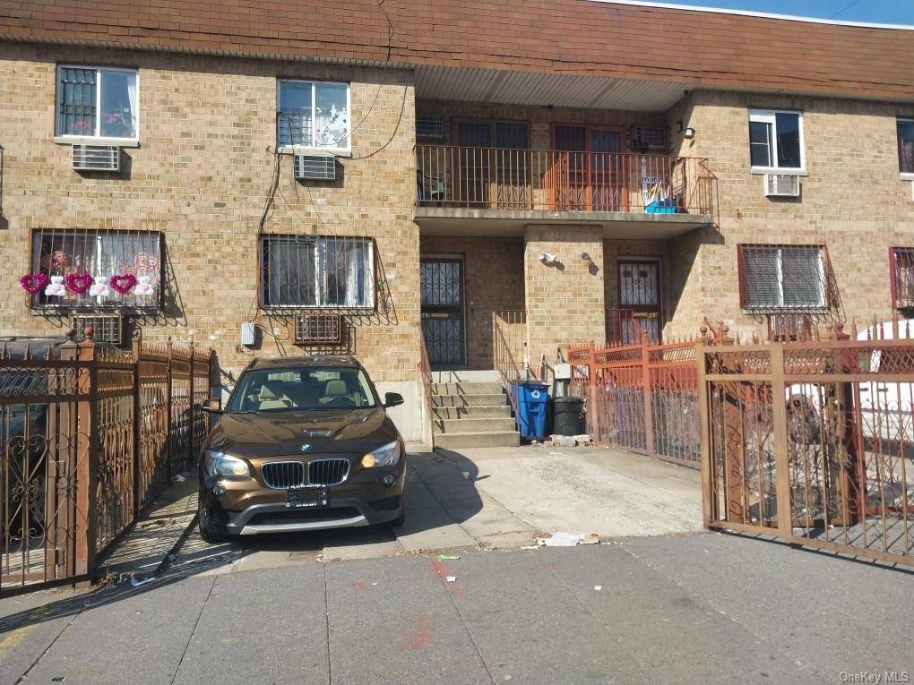 Beautiful 2 family house with 2 car driveway, has lot of potencial, with a 2 bedroom first floor, 3 bedroom in the 2 floor, plus lot more to see, lot ...