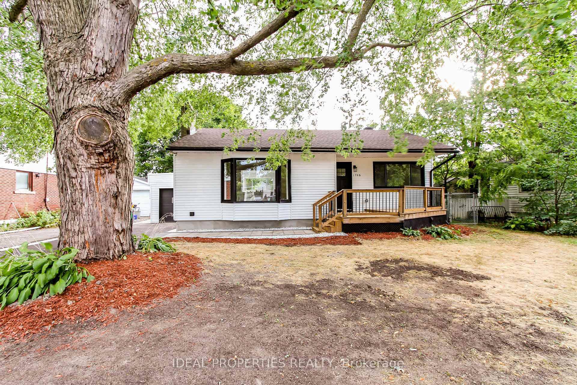 Fully renovated bungalow in a prime location !