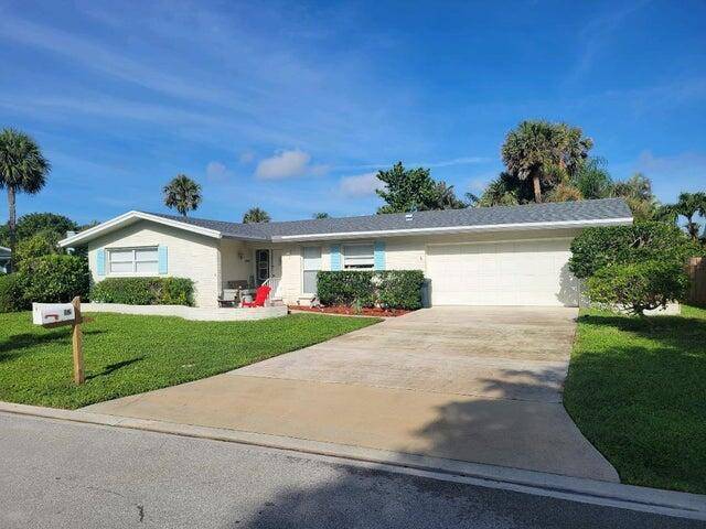 Take your morning walk to secluded beaches in this beachfront community.