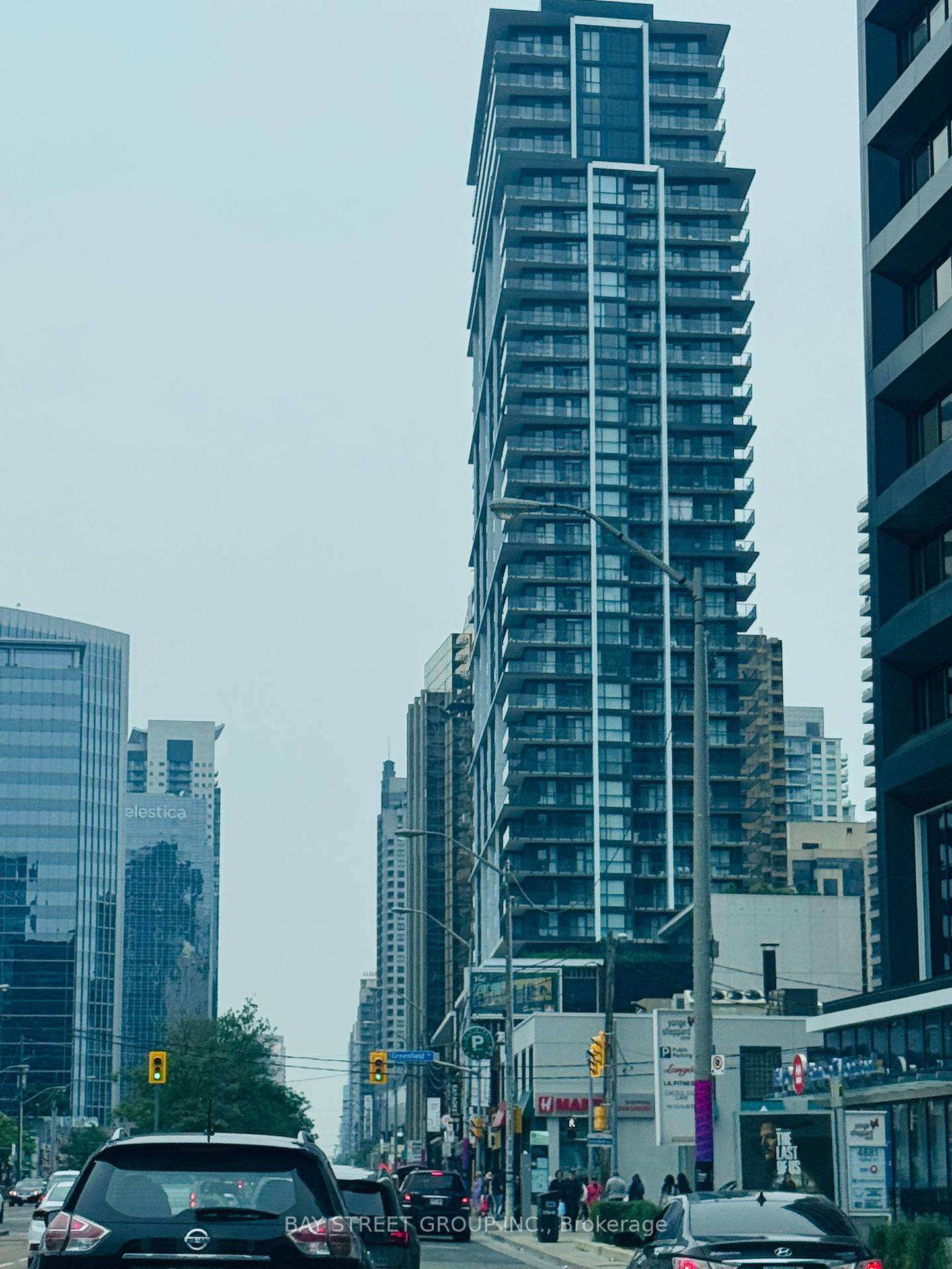 Welcome to this bright and spacious condo in the heart of North York City Centre, just steps from Sheppard Yonge and North York Centre subway stations.