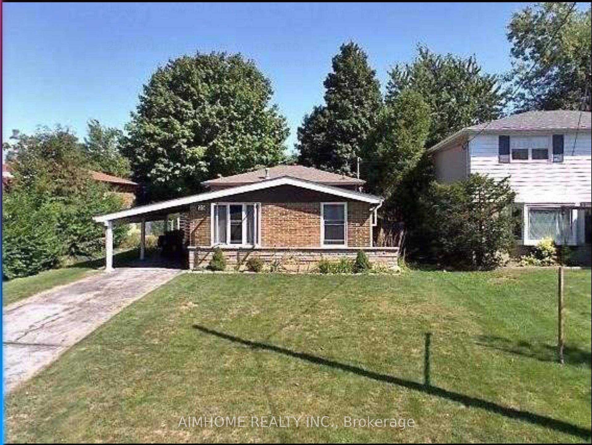 Rare '50 X 150' Lot In Walking Distance To Sheppard Ave Fairview Mall Boasting A Well Designed 3 Level Backsplit With Cathedral Ceilings !
