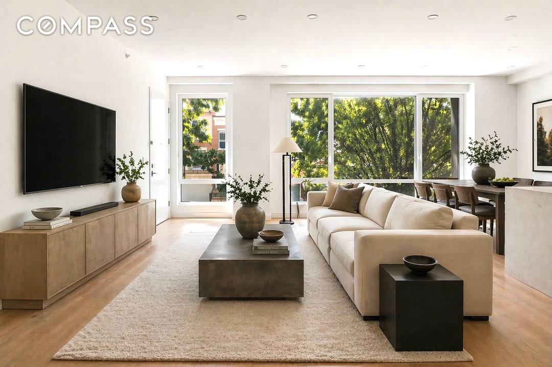 Spacious like a house, all on one level.