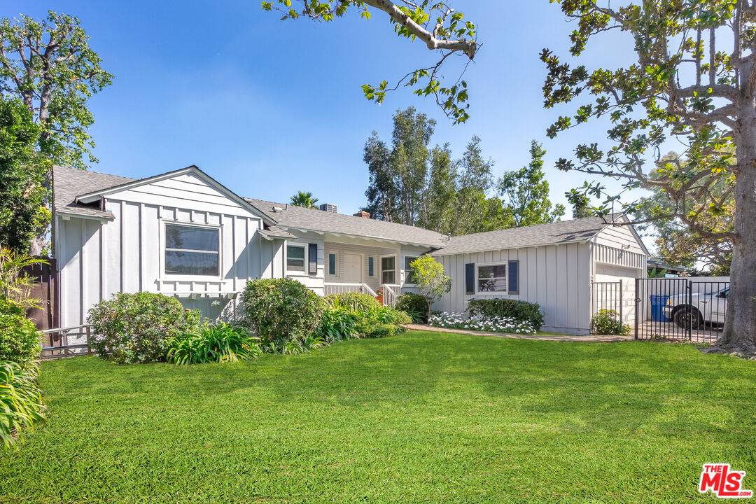 2536 Roscomare Rd 3BR Bel Air La