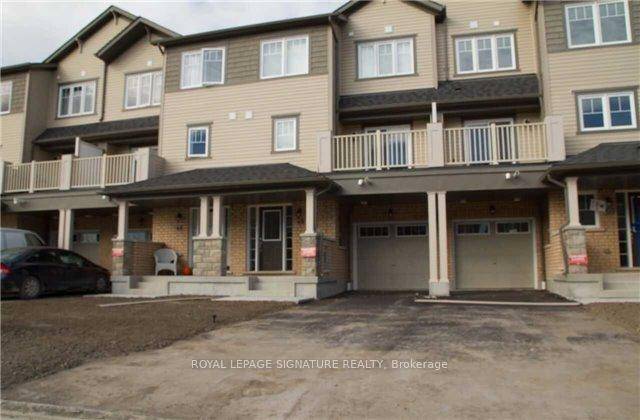 Client Remarks Welcome to Modern 3 Storey Freehold Townhouse.