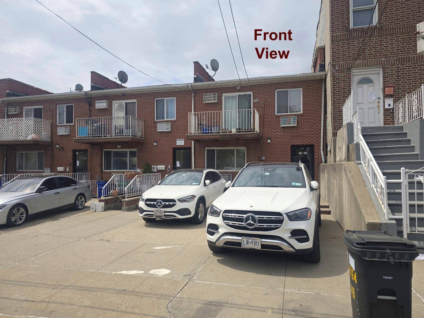 Fully renovated 6 rooms, over 6 rooms 20 x 59 Bldg.