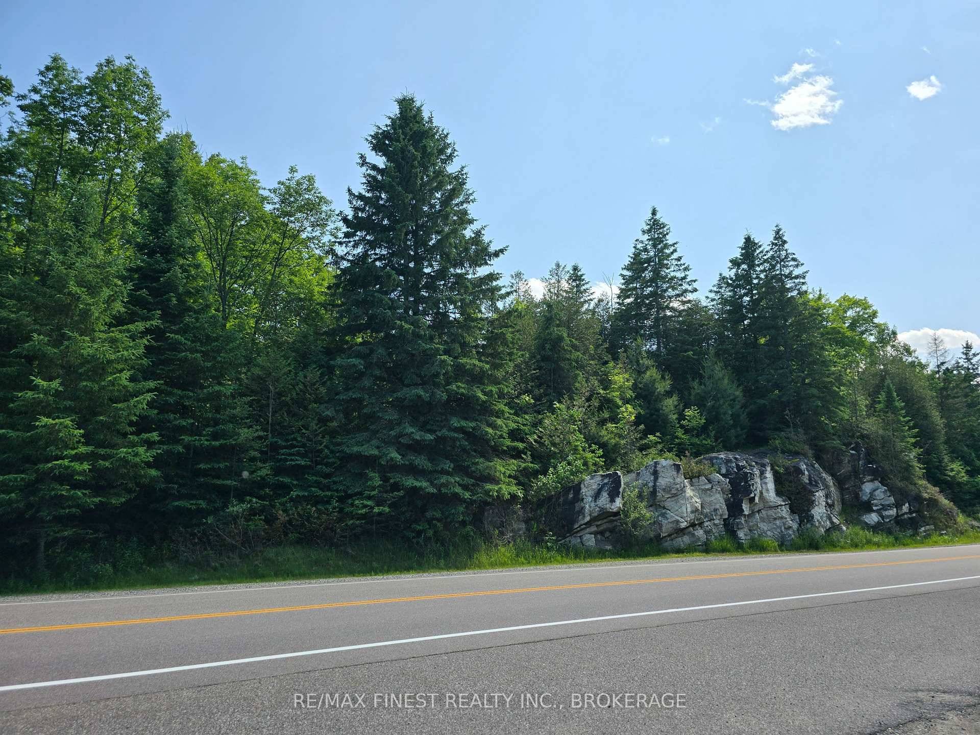 1. 4 Acre Building lot conveniently located on Hwy 7 in Mountain Grove.