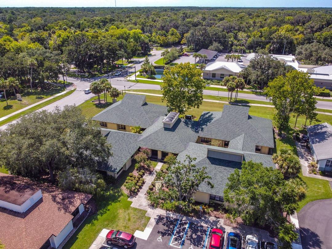 This 14, 788sf office quad in the vibrant Palm Harbor Office Park consists of 4 buildings with a center hub located right on the Palm Coast Parkway just 1 mile ...