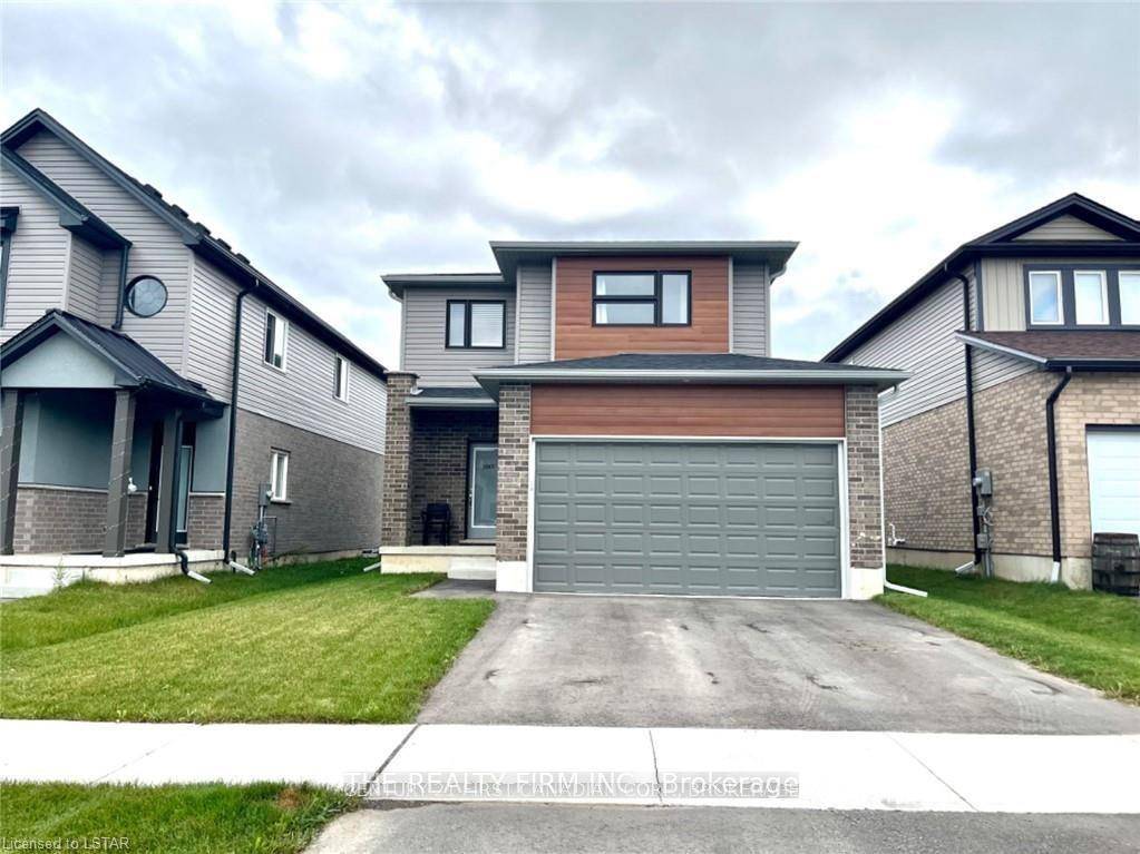 Beautiful 3 Bedroom Home for Lease Welcome to 1547 Bob Schram Way, a well maintained 3 bedroom, 2.
