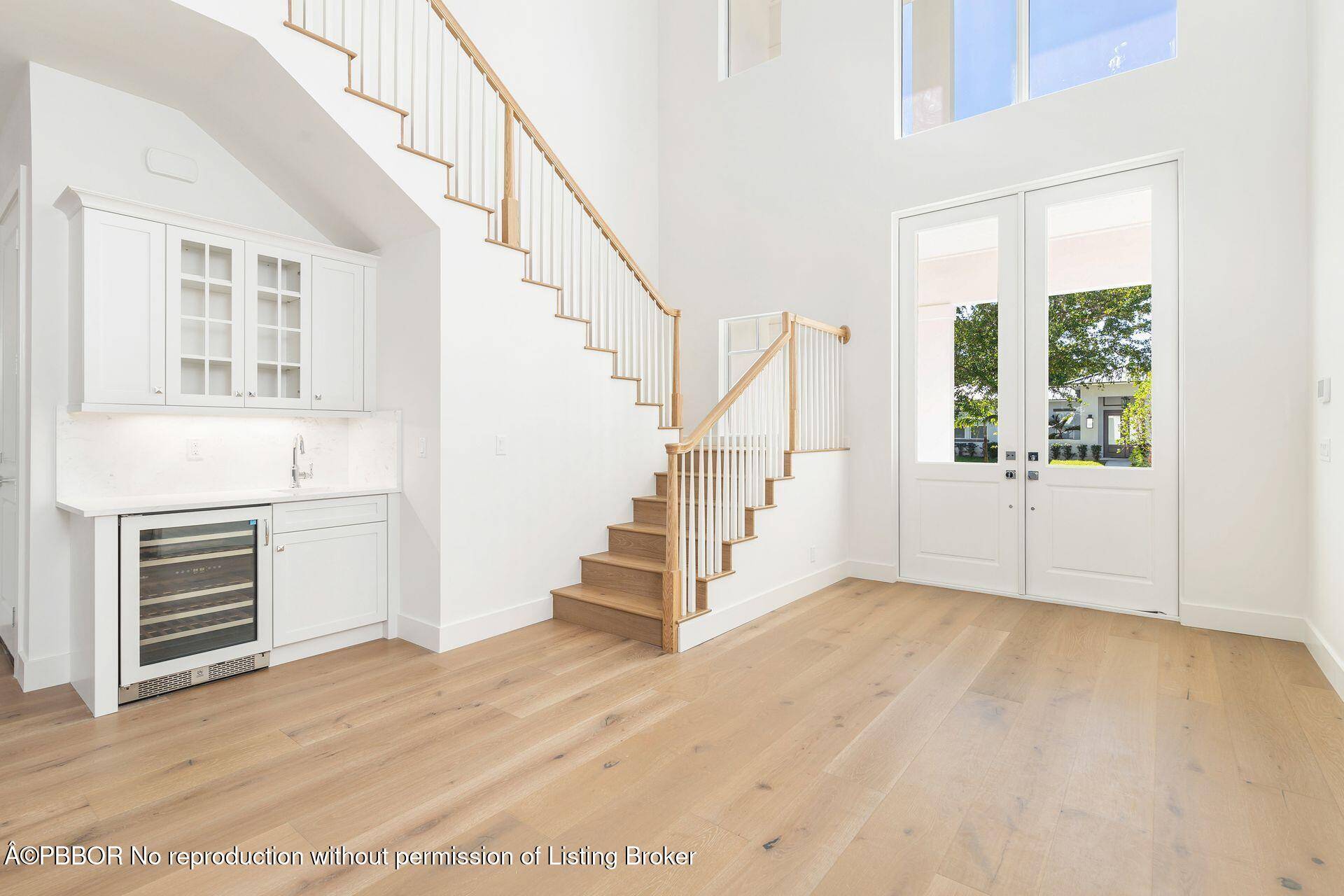 With over 6200 total square feet in the residence, this five bedroom, five and a half bathroom NEW CONSTRUCTION home offers beautiful living spaces and outdoor comfort on an Intracoastal ...