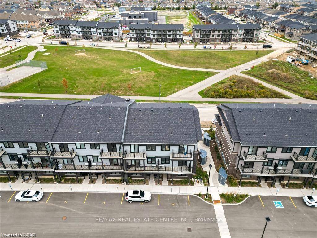 Urban Towns By Wallaceton Homes Features 2 Br 3 Wr, 1225 Sqft, Open Concept Floorplan With Sundrenched Views Facing A Natural Parkette Area In One Of The Most Sought After ...