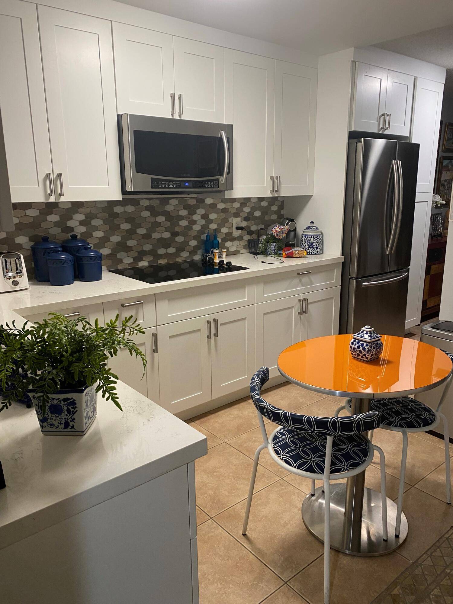 Welcome to Sunrise Lakes, an active 55 community in Sunrise FL.