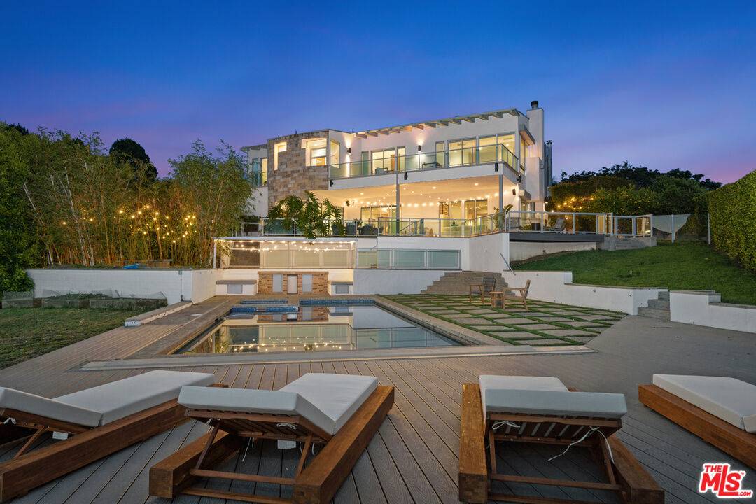6047 Cavalleri Rd 6BR Malibu La