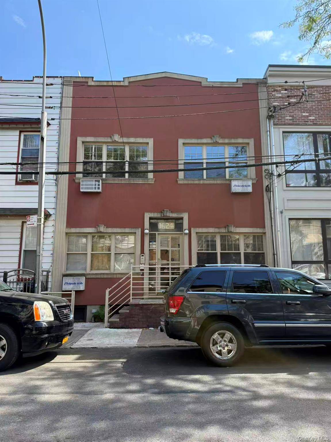 Rarely found condominium on Summerfield Avenue in Ridgewood ; unit 1R is a 707sq.
