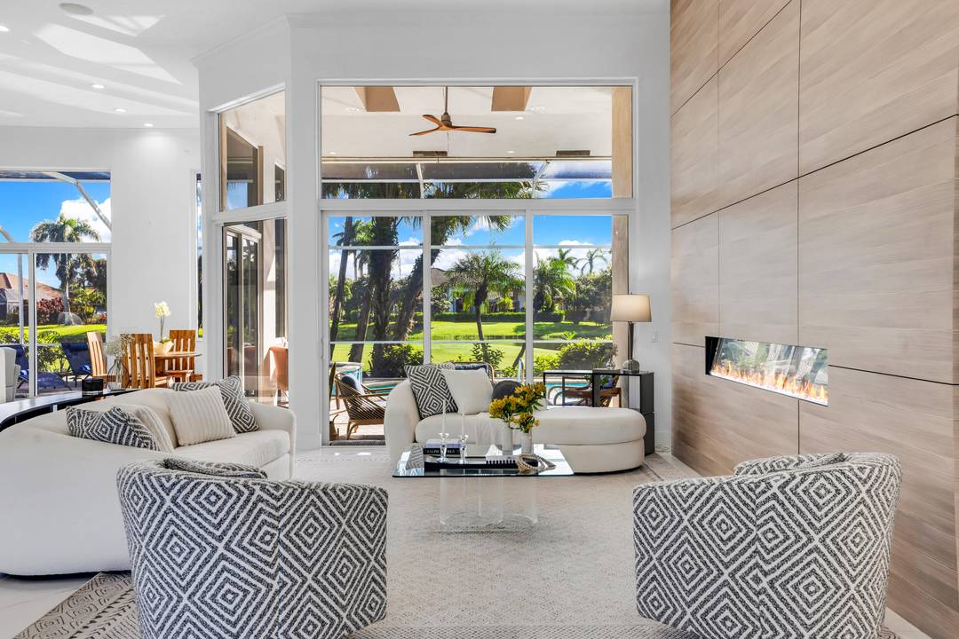 Welcome to this stunning 4BR 3.