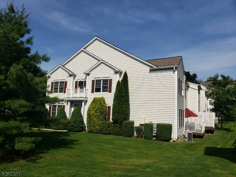 Magnificent, impeccable 3 level triplex located in a gated community.