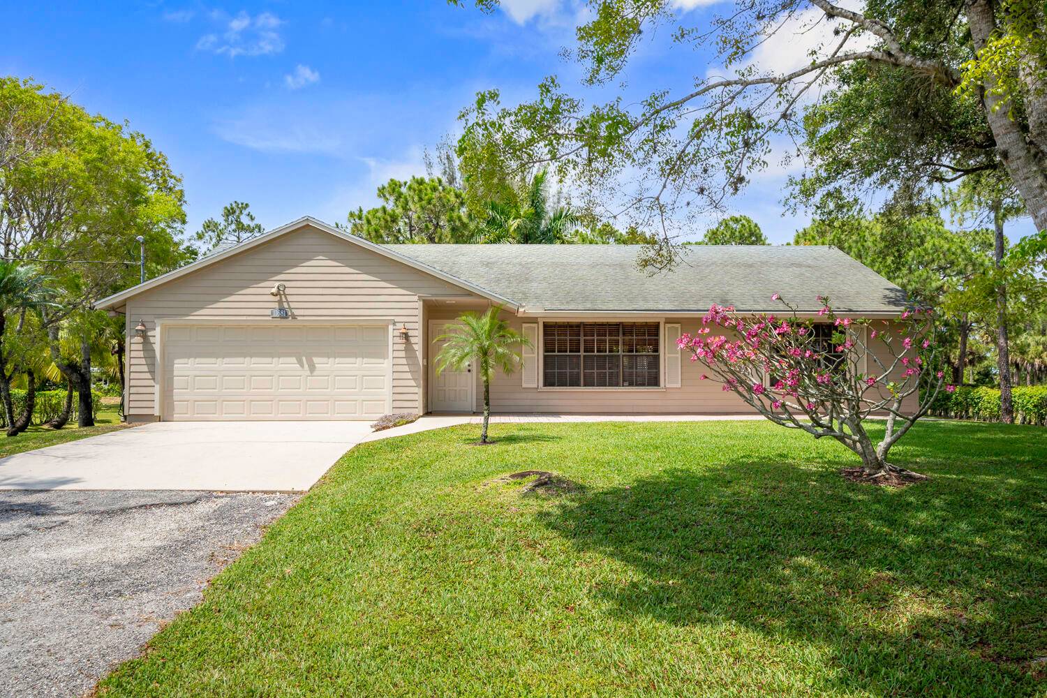 Welcome to this beautiful property conveniently located just off Royal Palm Beach Blvd.
