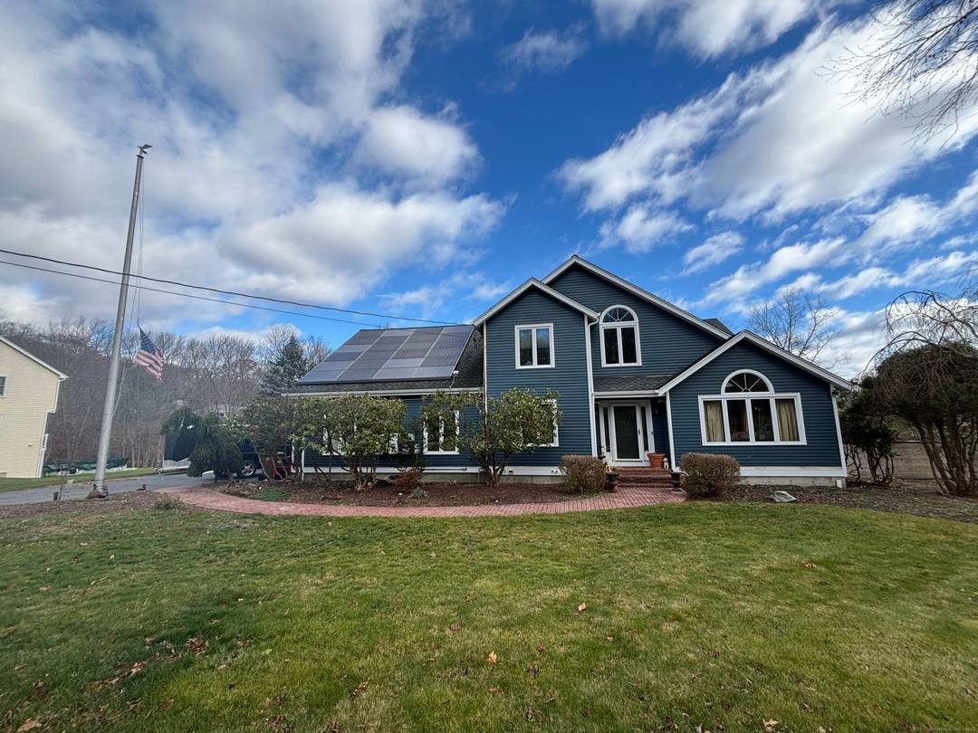 Welcome to this stunning Colonial style residence nestled in the heart of Fairfield County.