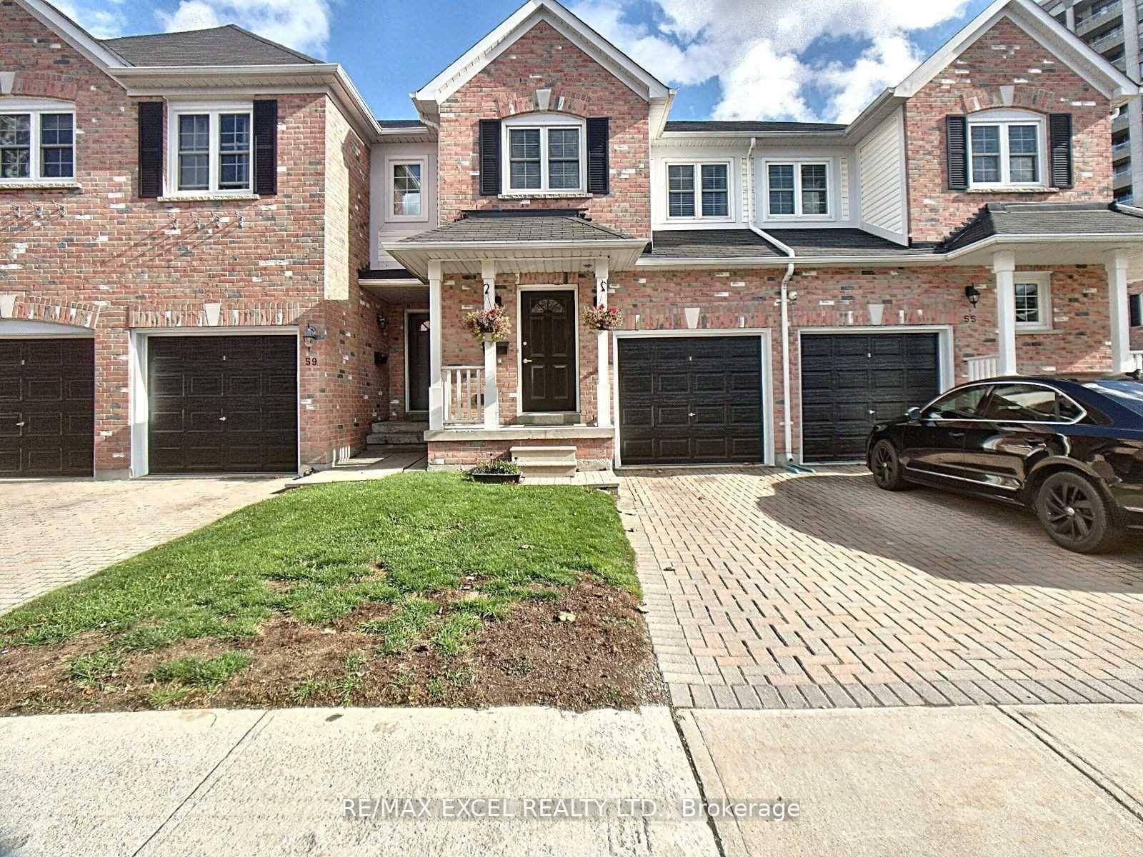 Furnished 3 1 Bed Town In Prime Richmond Hill !
