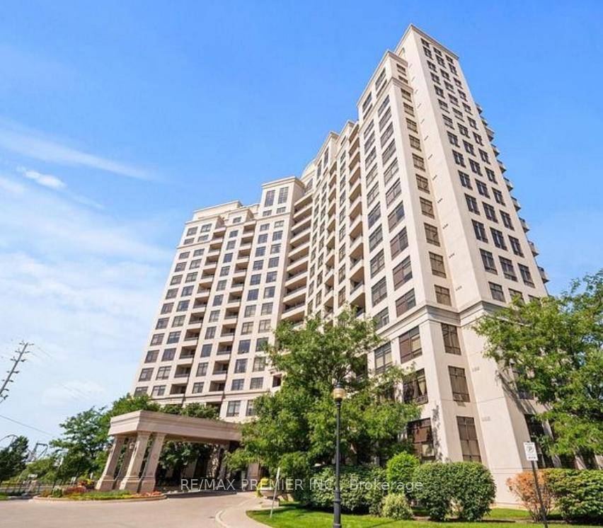 Welcome to Bellaria Residences Tower 1 Situated on the Northeast corner of Jane and Rutherford, this gorgeous 1 Br, 1 Bath unit includes 1 Underground Parking and 1 Locker.